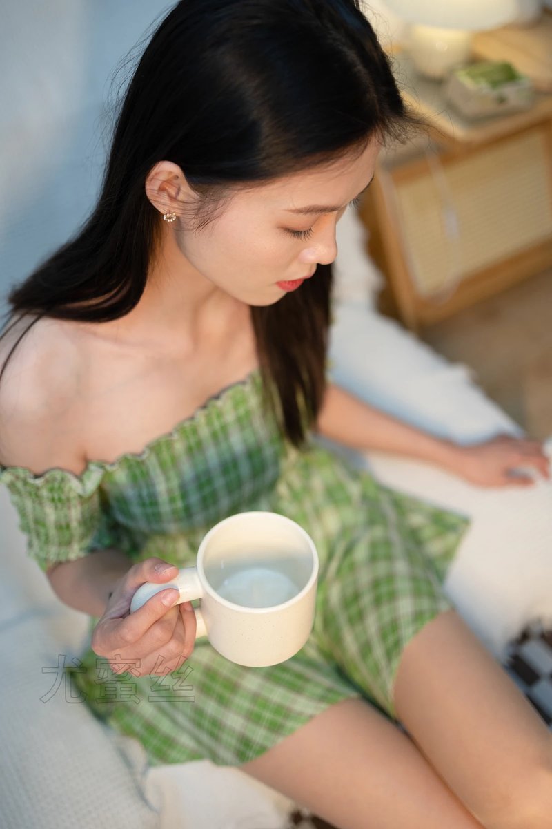 尤蜜丝专辑写真