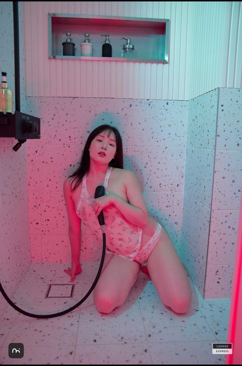 LeeheeExpress专辑写真