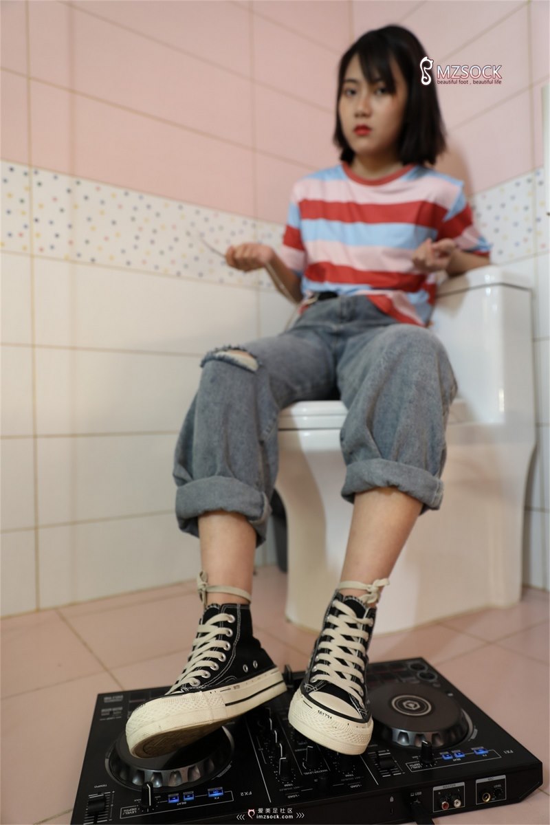 MZSOCK爱美足专辑写真
