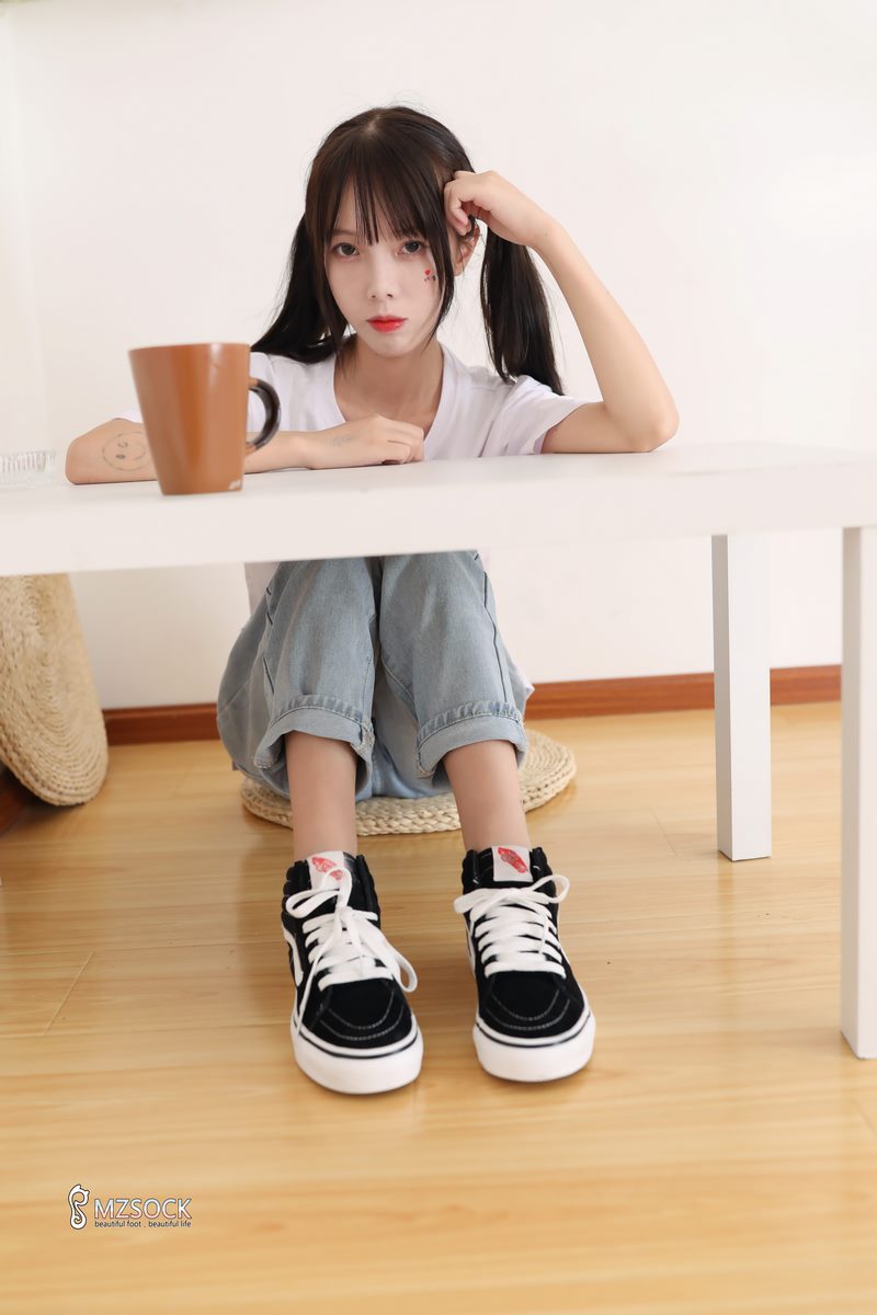 MZSOCK爱美足专辑写真