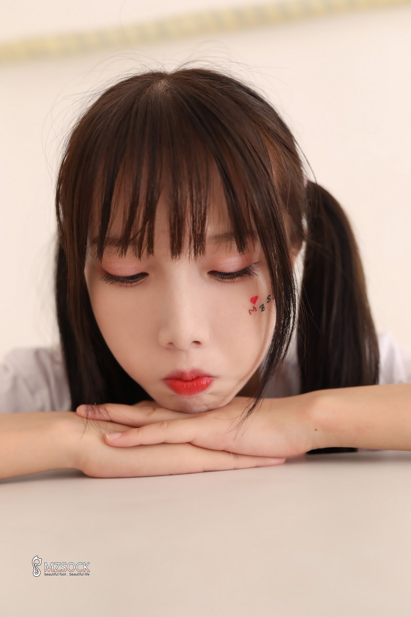 MZSOCK爱美足专辑写真