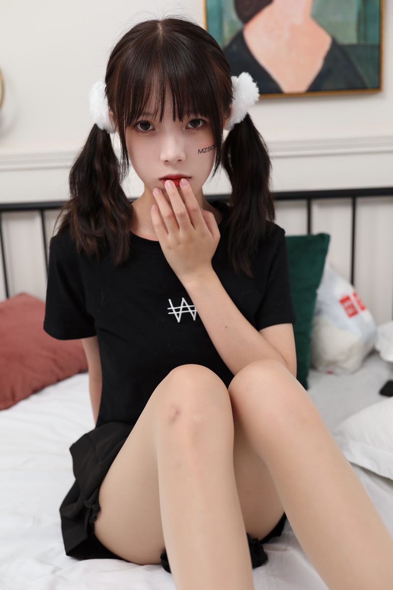 MZSOCK爱美足专辑写真